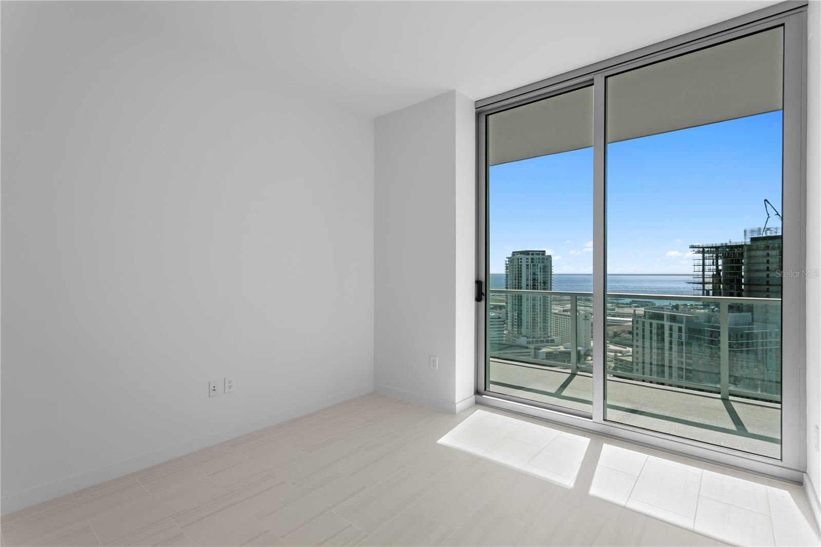 400 CENTRAL AVE #2806 — photo 36