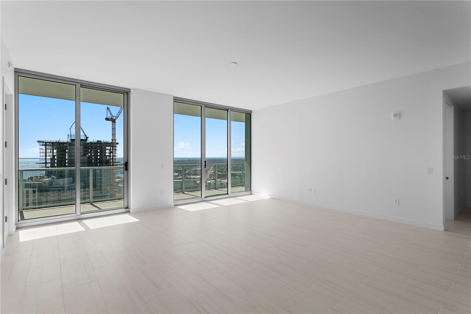 400 CENTRAL AVE #2806 — photo 25