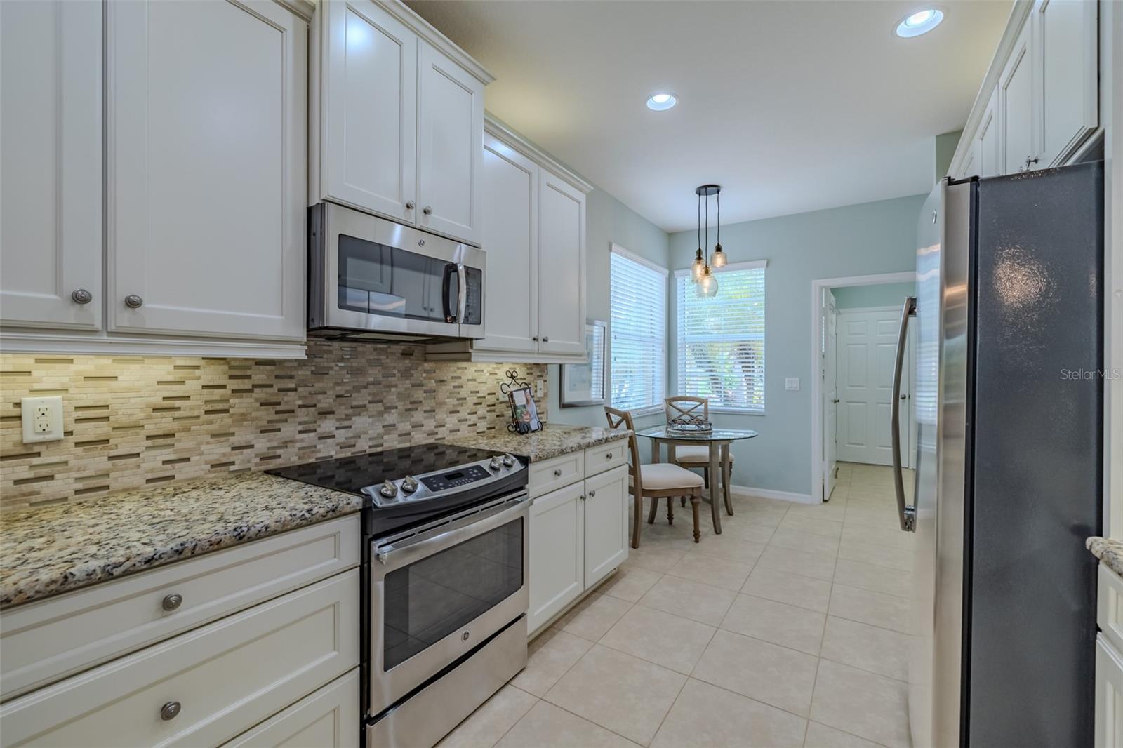 15717 AURORA LAKE CIR — photo 12