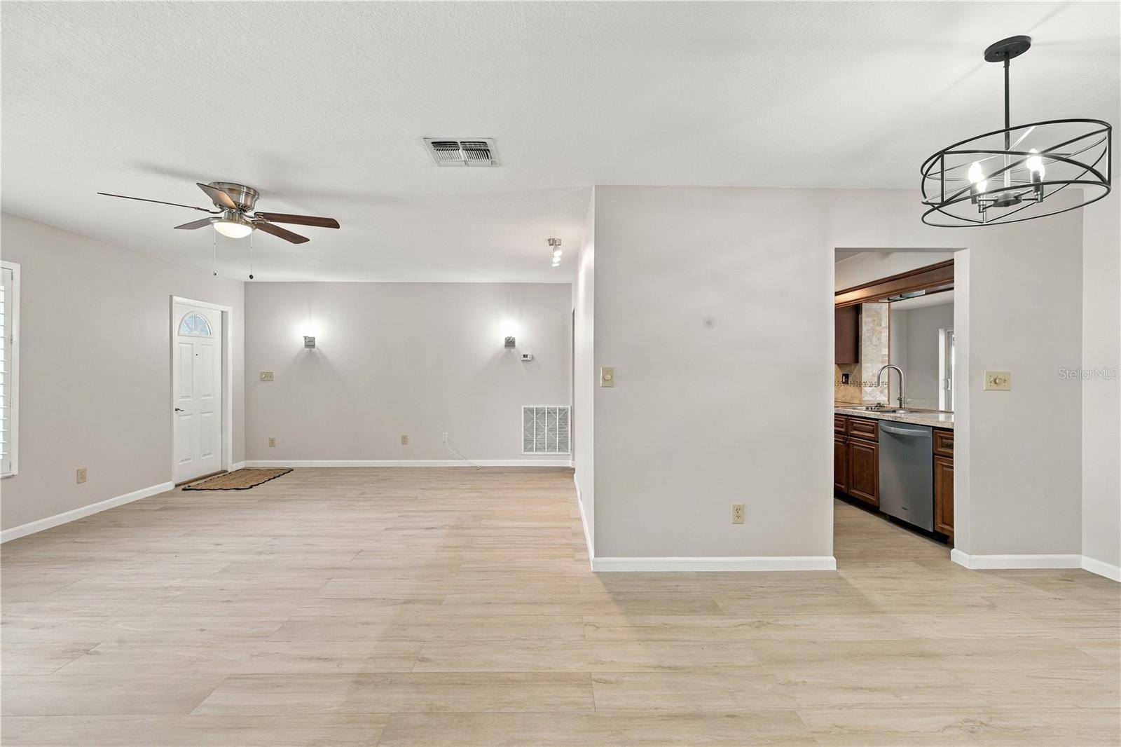705 LEEWARD WAY — photo 20