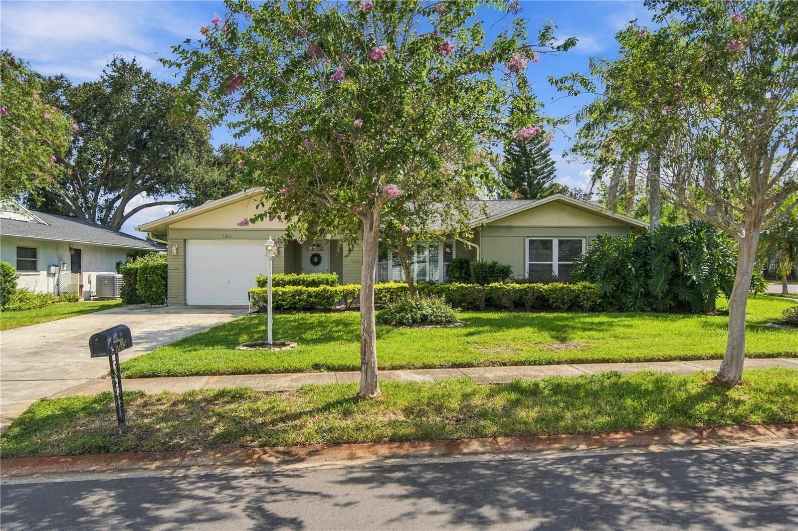 705 LEEWARD WAY — photo 46
