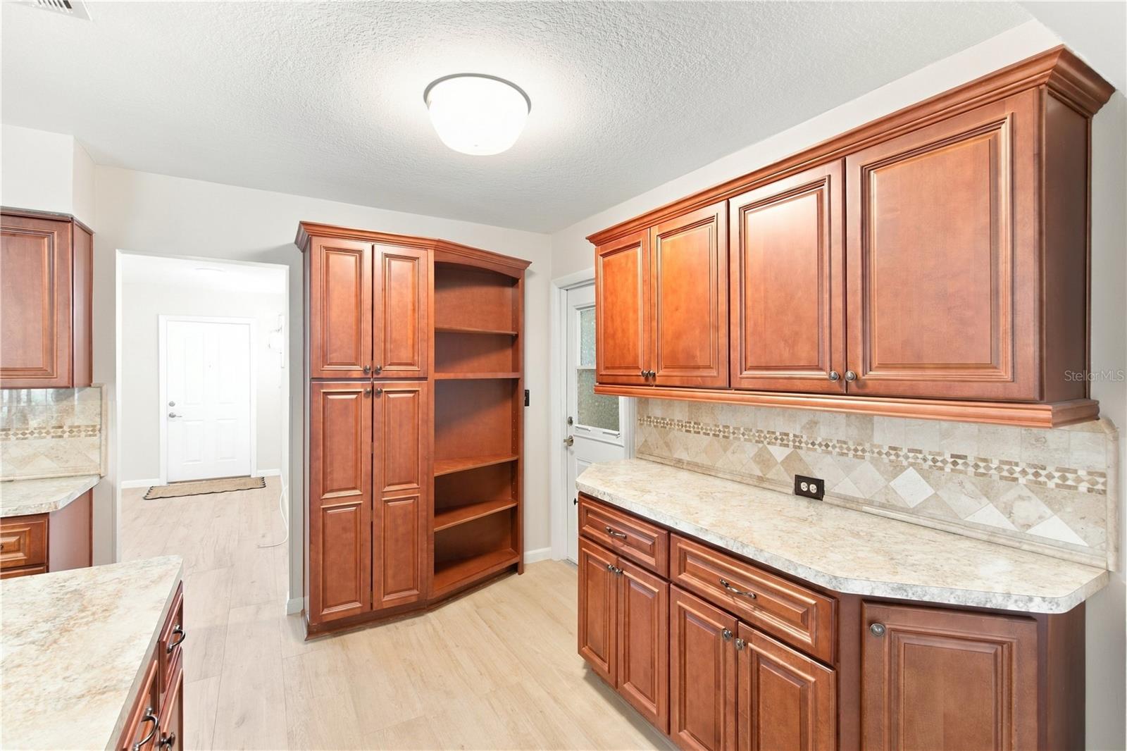 705 LEEWARD WAY — photo 12
