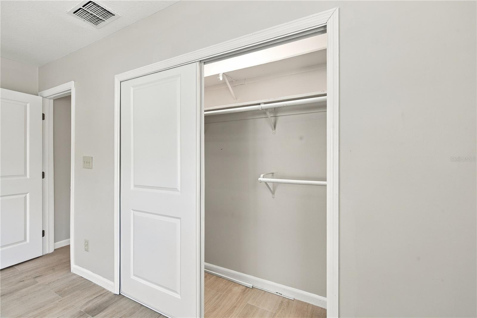 705 LEEWARD WAY — photo 31