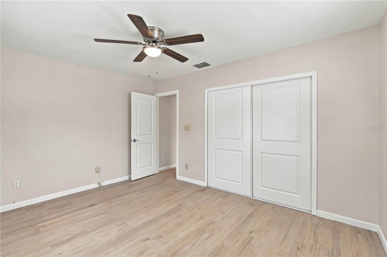 705 LEEWARD WAY — photo 30