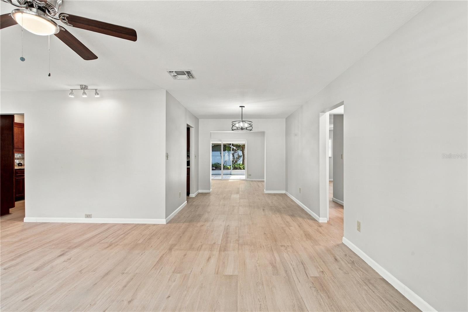 705 LEEWARD WAY — photo 18