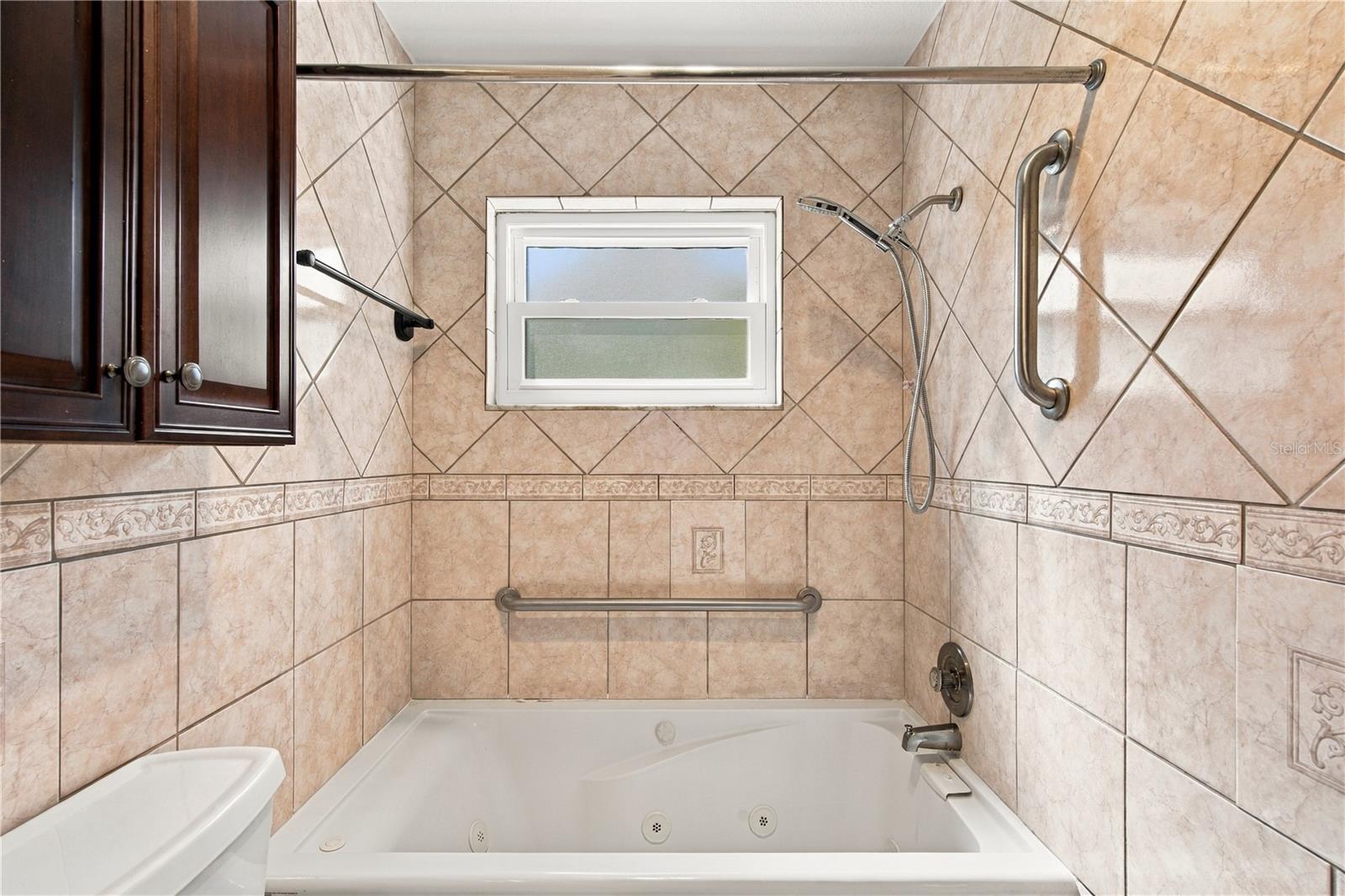 705 LEEWARD WAY — photo 27