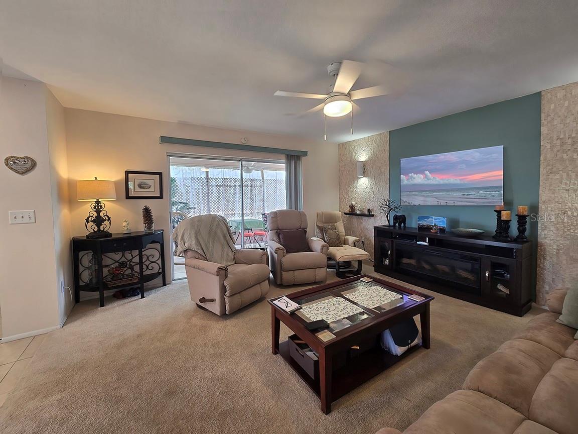 4535 GREAT LAKES DR S — photo 4