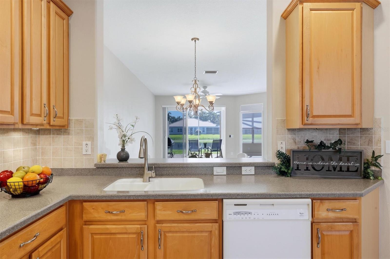 8138 VICTORIA FALLS CIR — photo 12