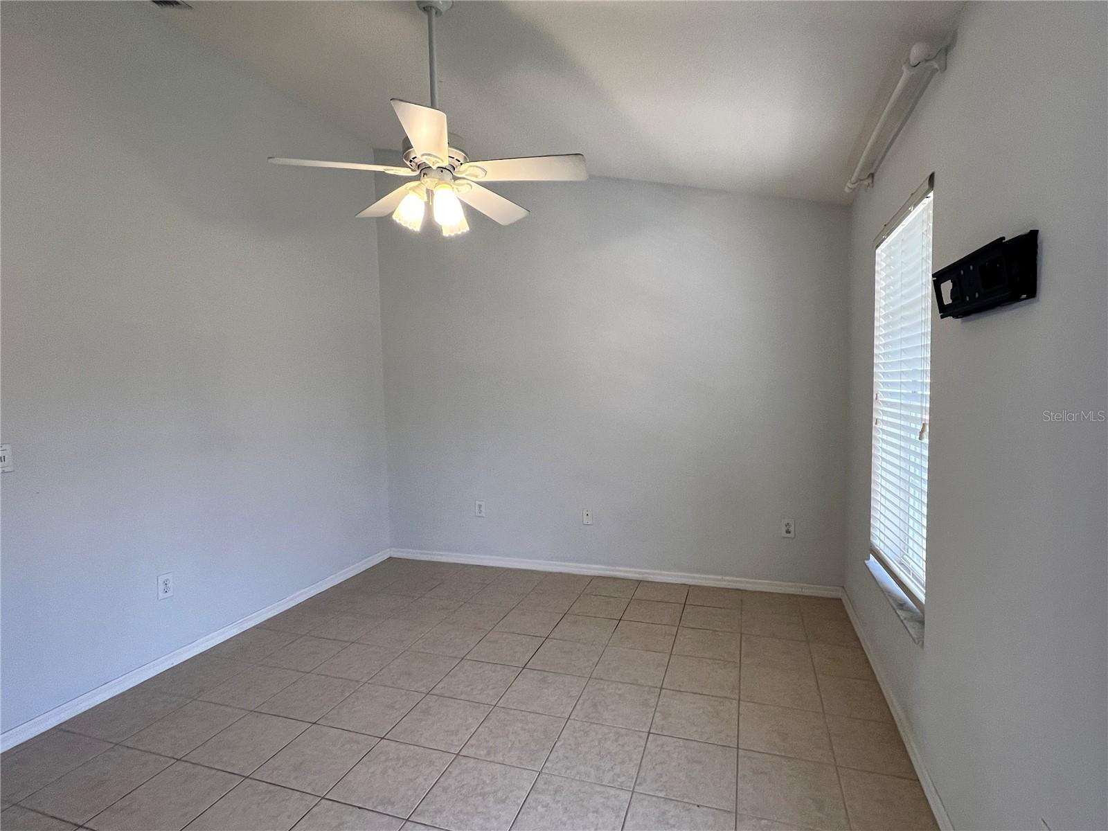 10008 TATE LN — photo 14