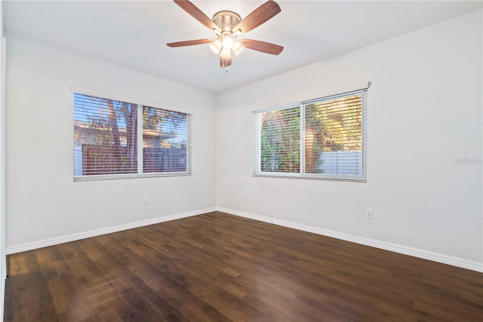 353 SHIRLEY AVE — photo 28