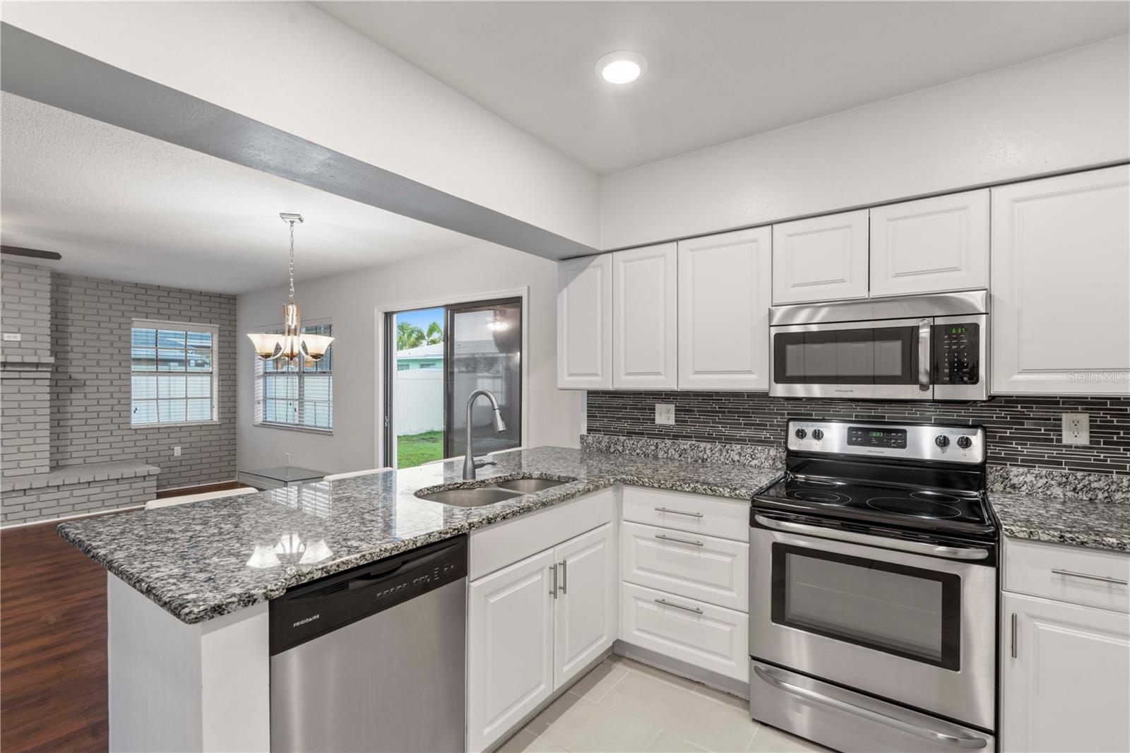 353 SHIRLEY AVE — photo 13