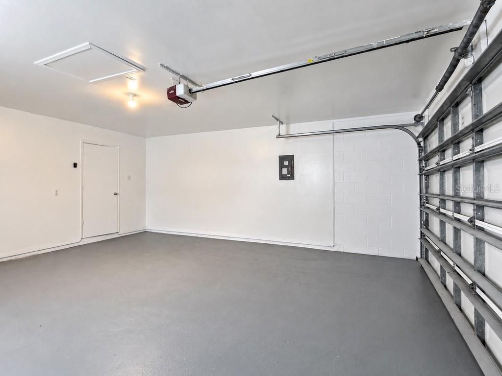 6610 AMBASSADOR DR — photo 32
