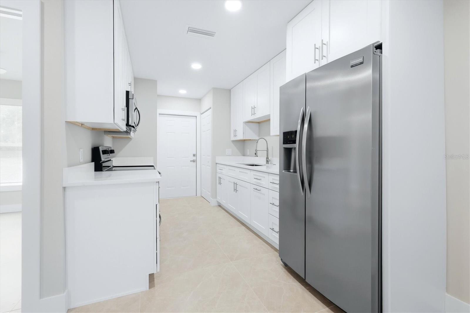 3021 14TH ST E — photo 10