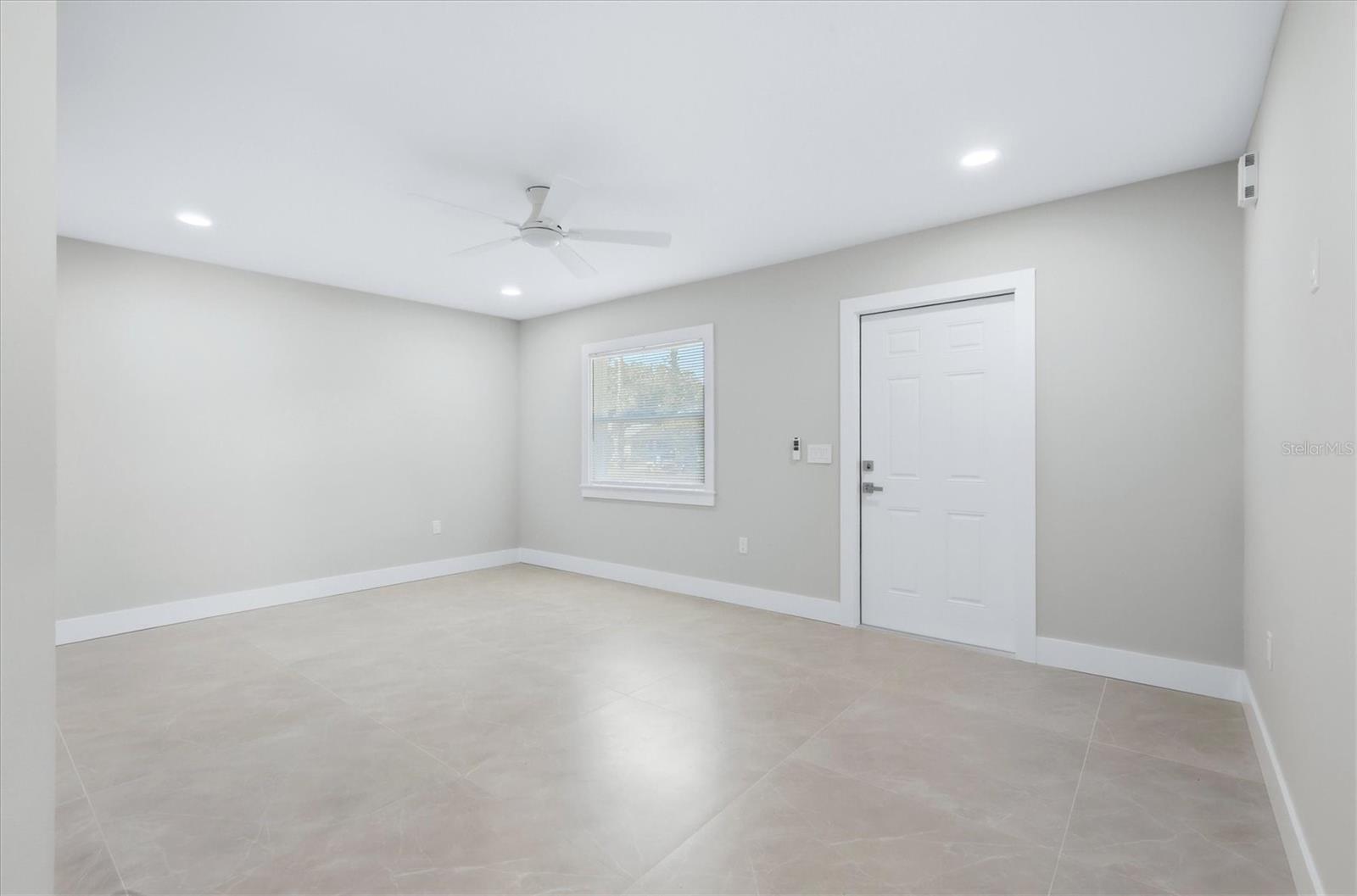 3021 14TH ST E — photo 3