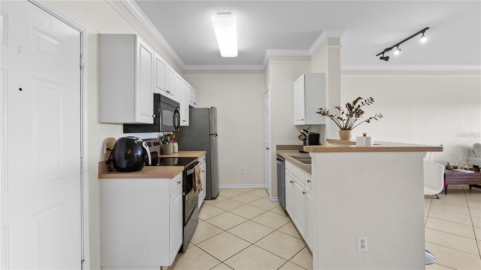 4333 BAYSIDE VILLAGE DR #320 — photo 32