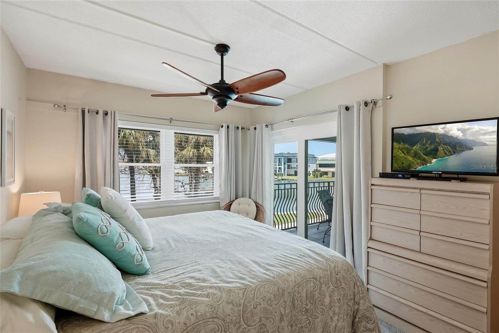 11901 LAGOON LN #202 — photo 34