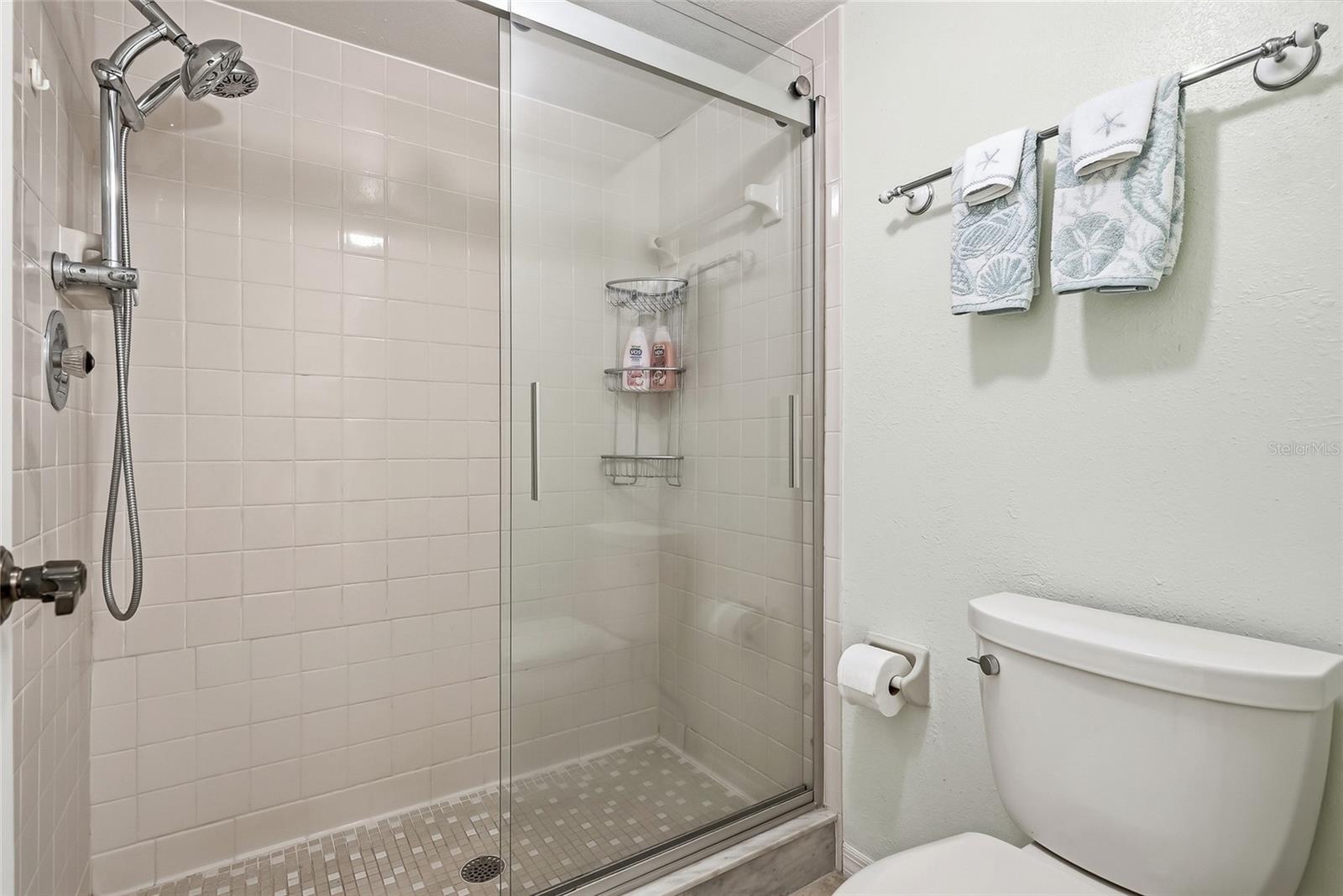 11901 LAGOON LN #202 — photo 38