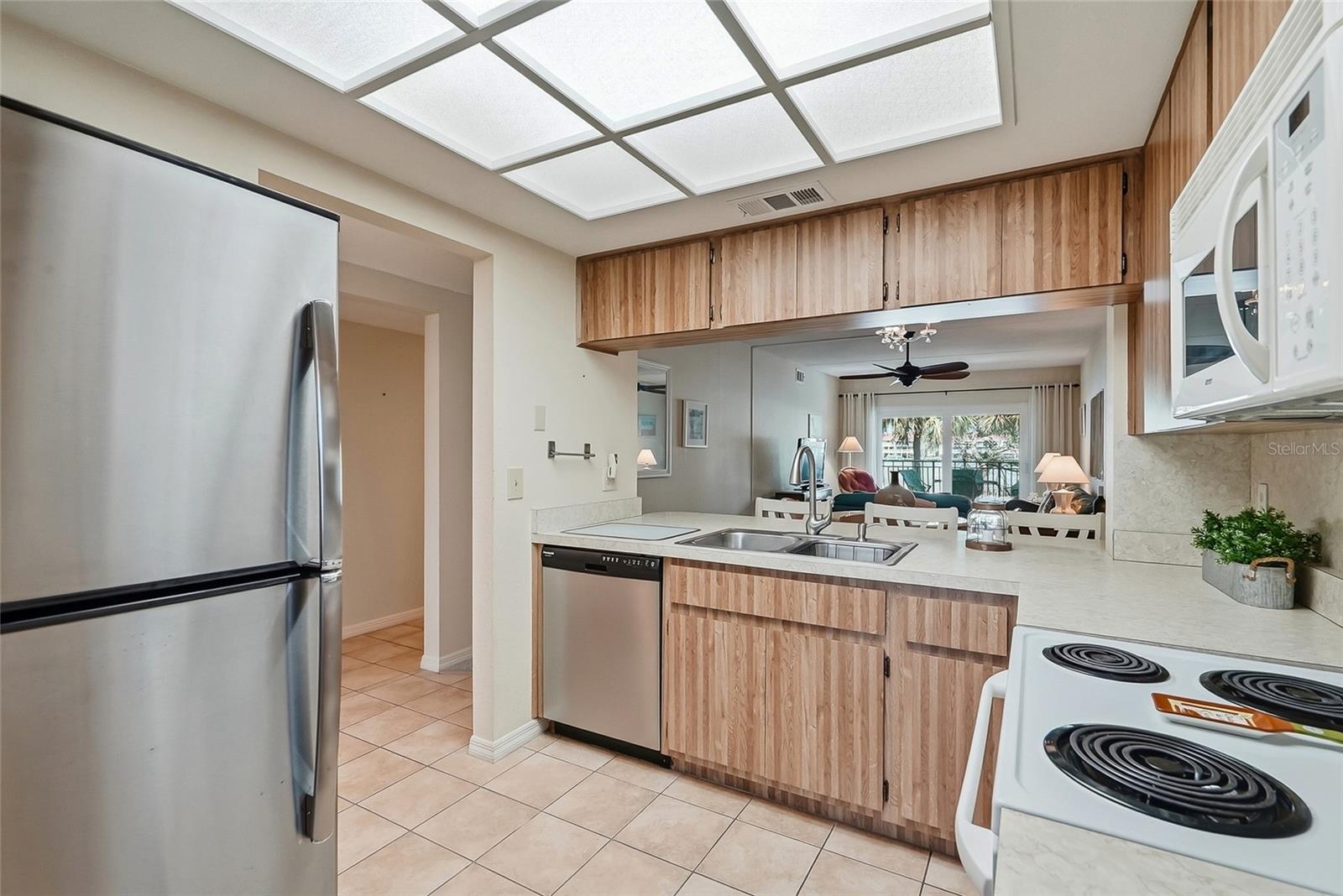 11901 LAGOON LN #202 — photo 19