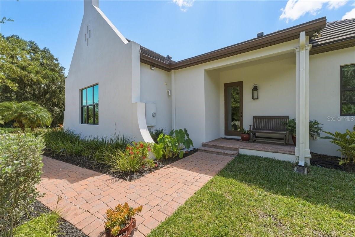 8877 COLONELS CT — photo 45