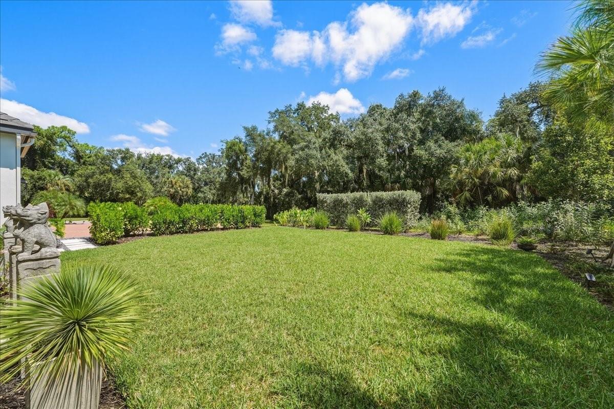 8877 COLONELS CT — photo 48