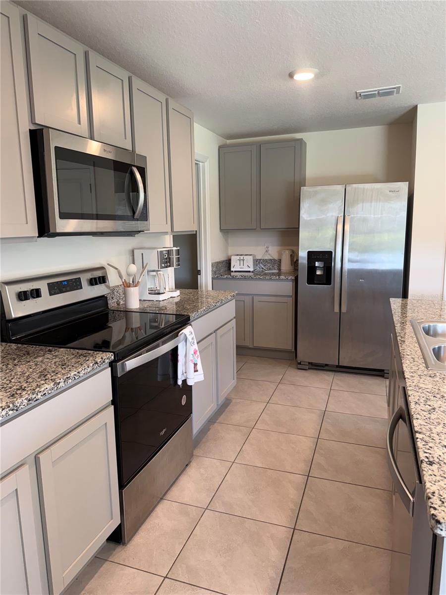 2907 ROCK SOUND ST — photo 8