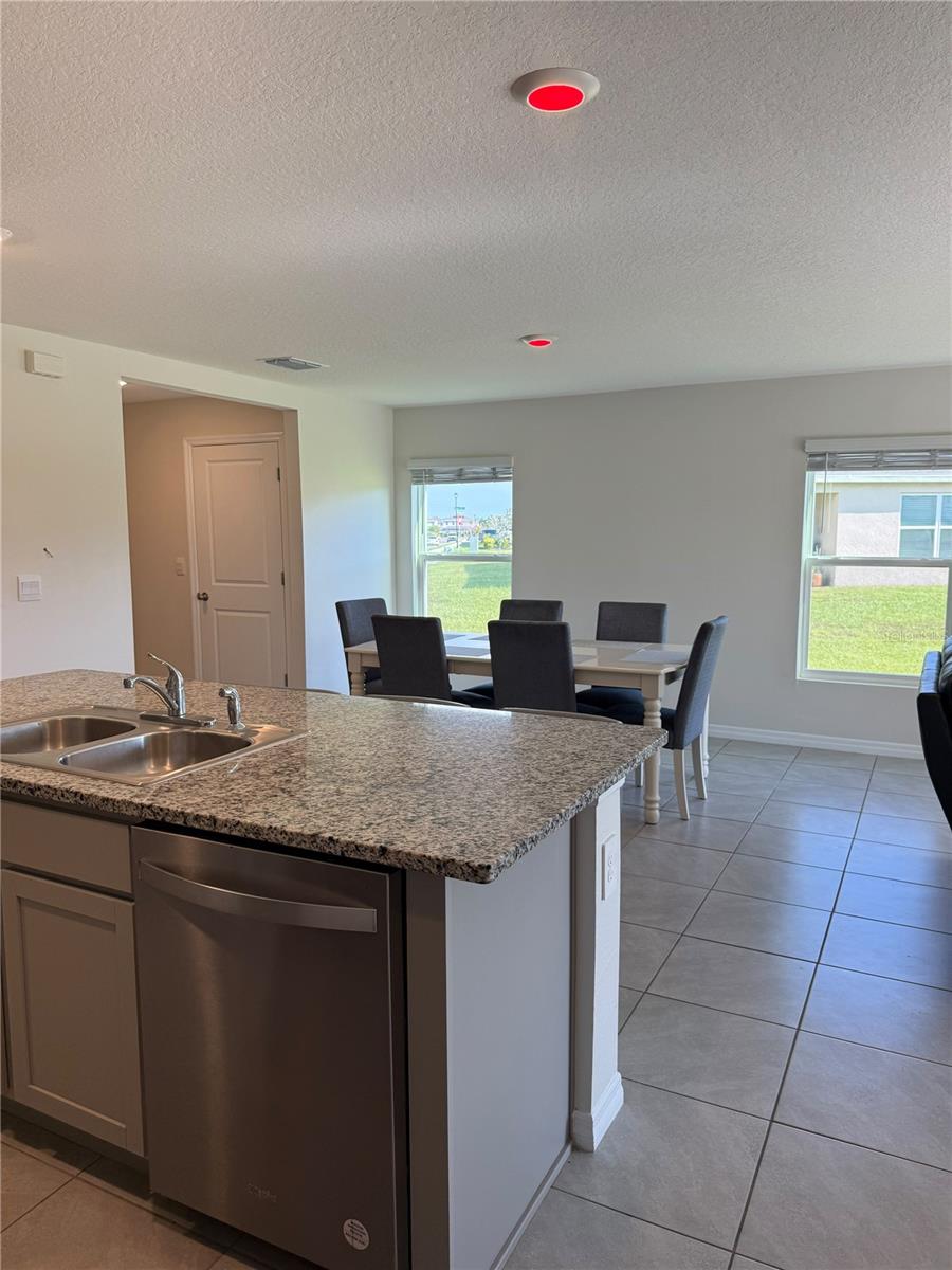 2907 ROCK SOUND ST — photo 10