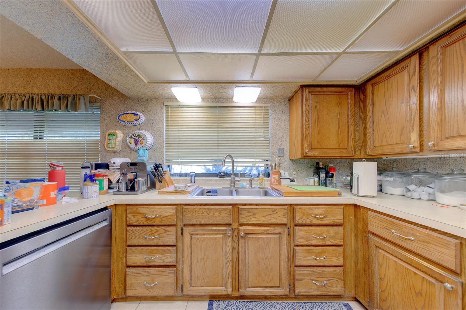 1105 WOODCREST AVE — photo 13