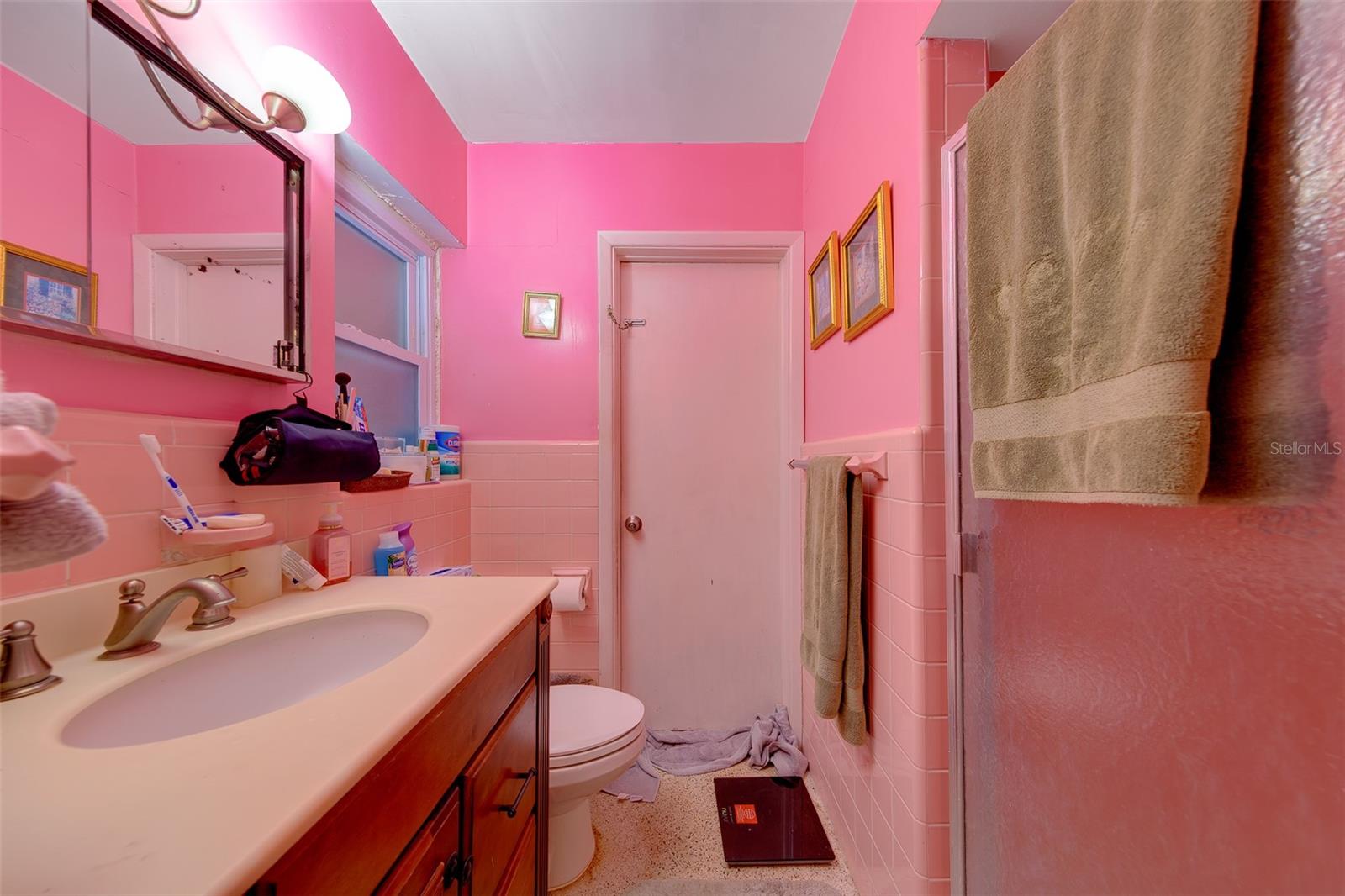 1105 WOODCREST AVE — photo 28