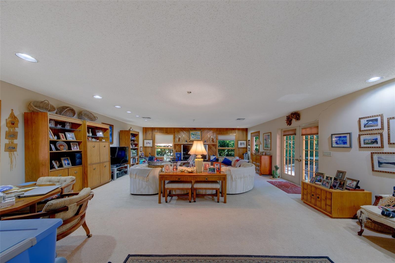 1105 WOODCREST AVE — photo 9