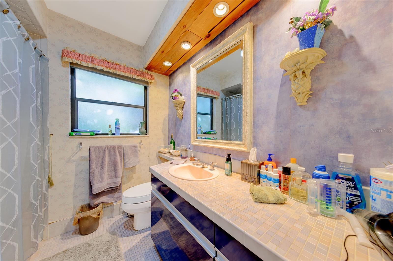 1105 WOODCREST AVE — photo 22