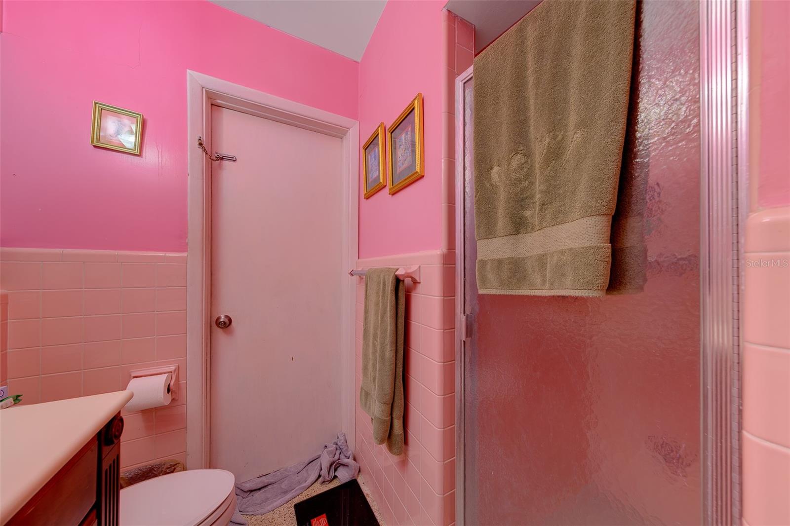 1105 WOODCREST AVE — photo 27