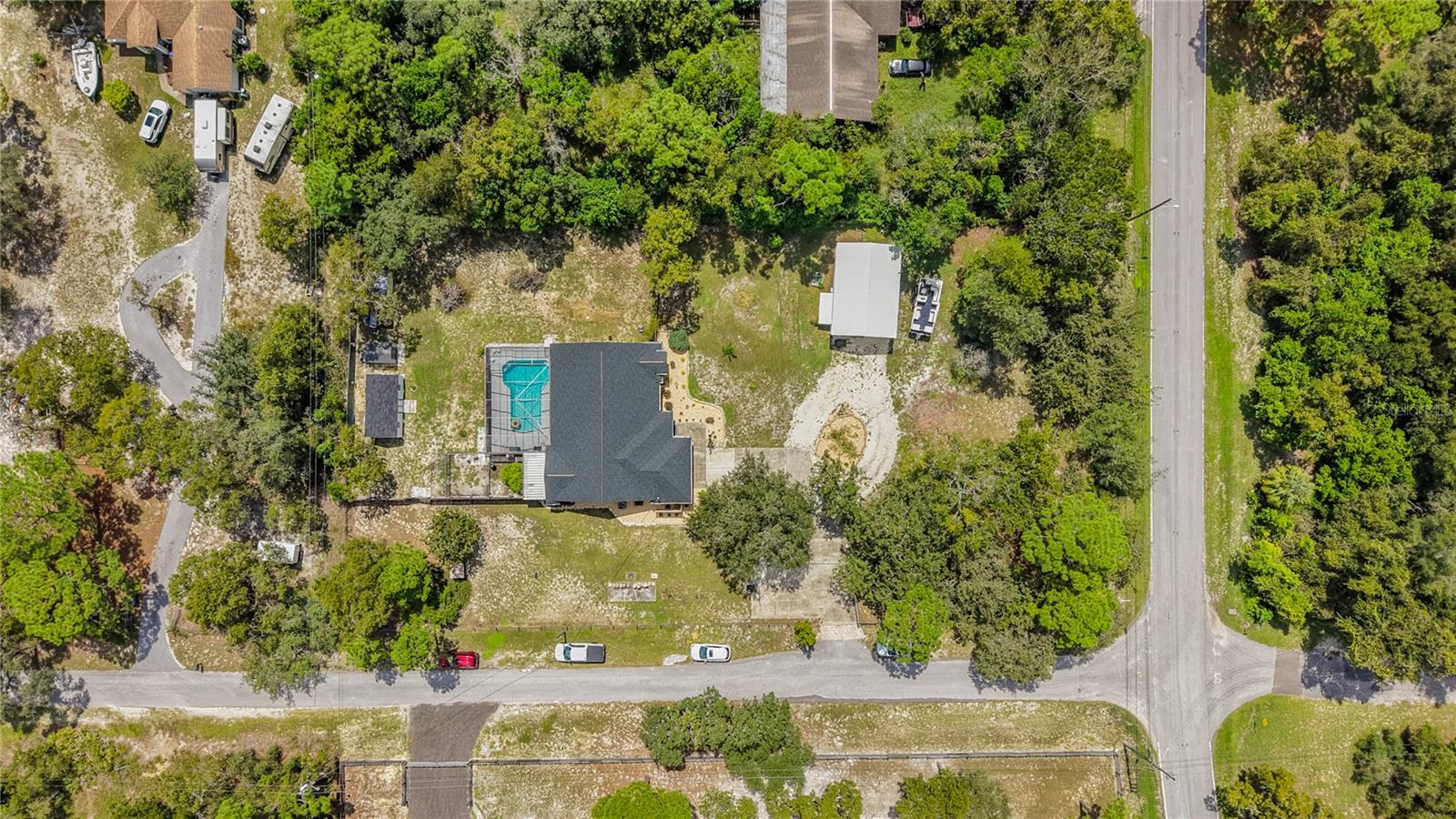 9238 TREE TOP LN — photo 74