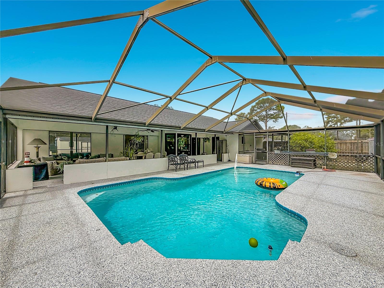 9238 TREE TOP LN — photo 58