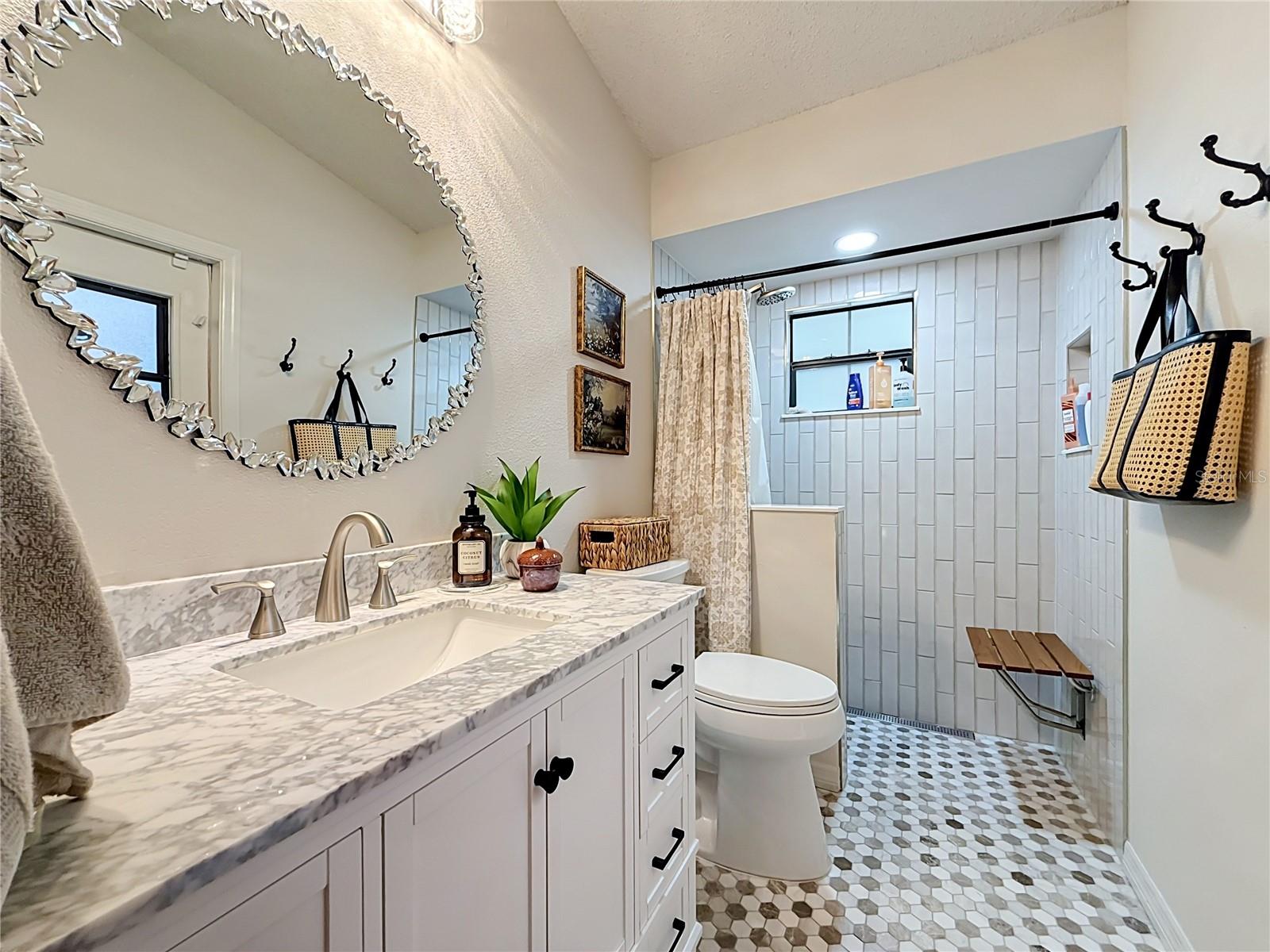 9238 TREE TOP LN — photo 32