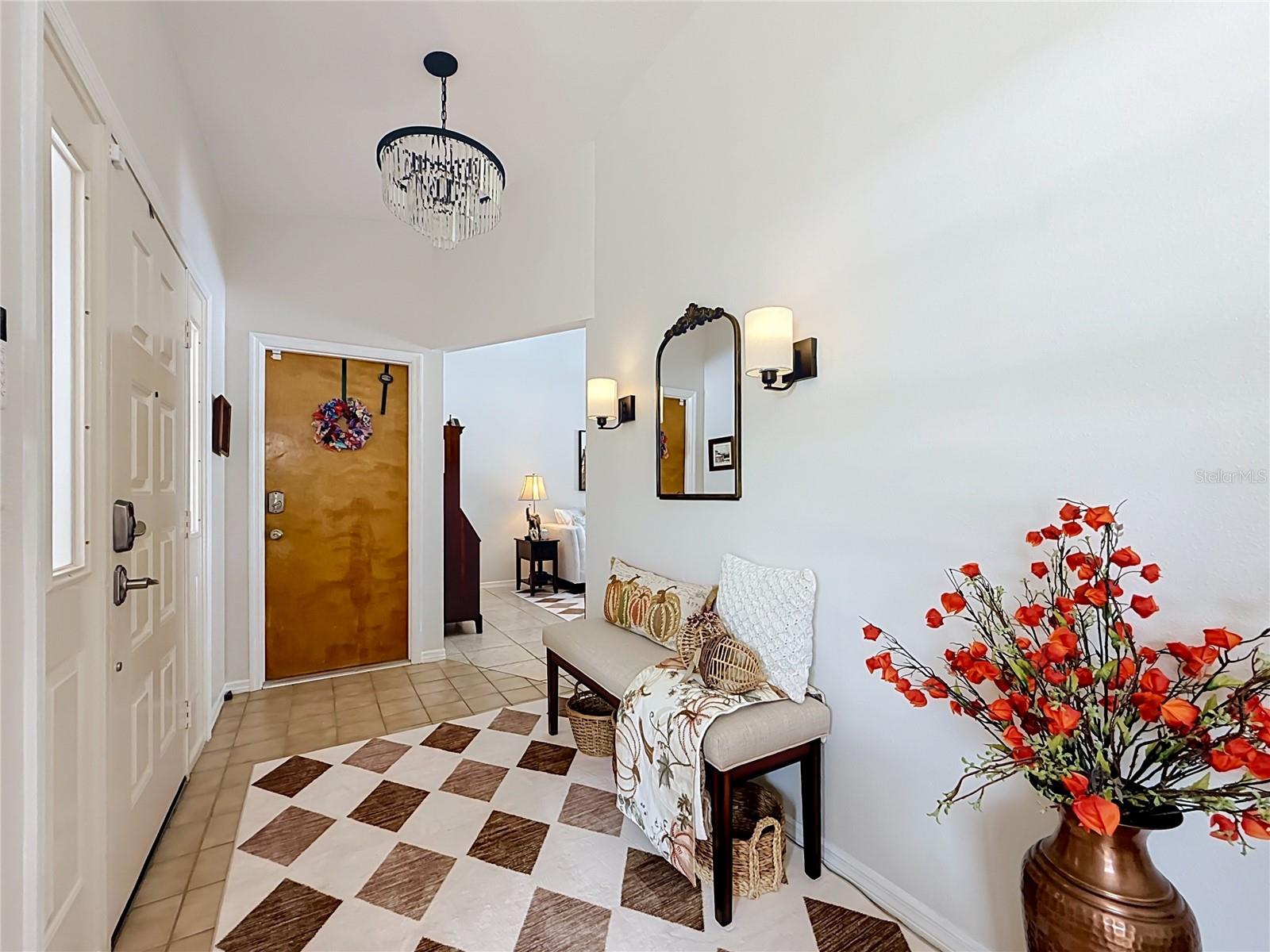 9238 TREE TOP LN — photo 8