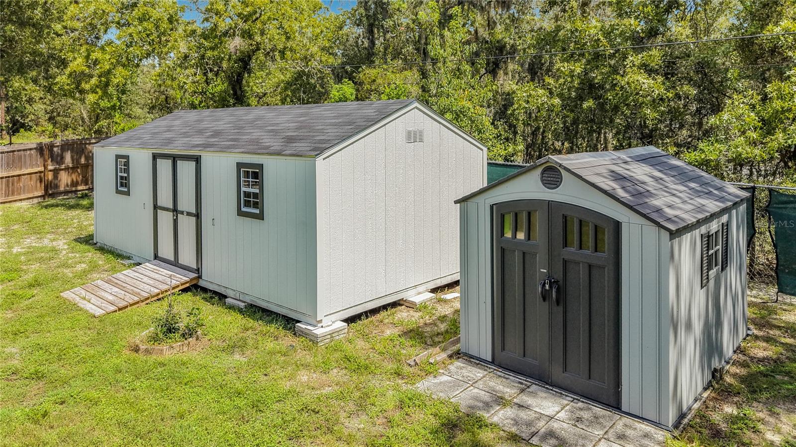 9238 TREE TOP LN — photo 62