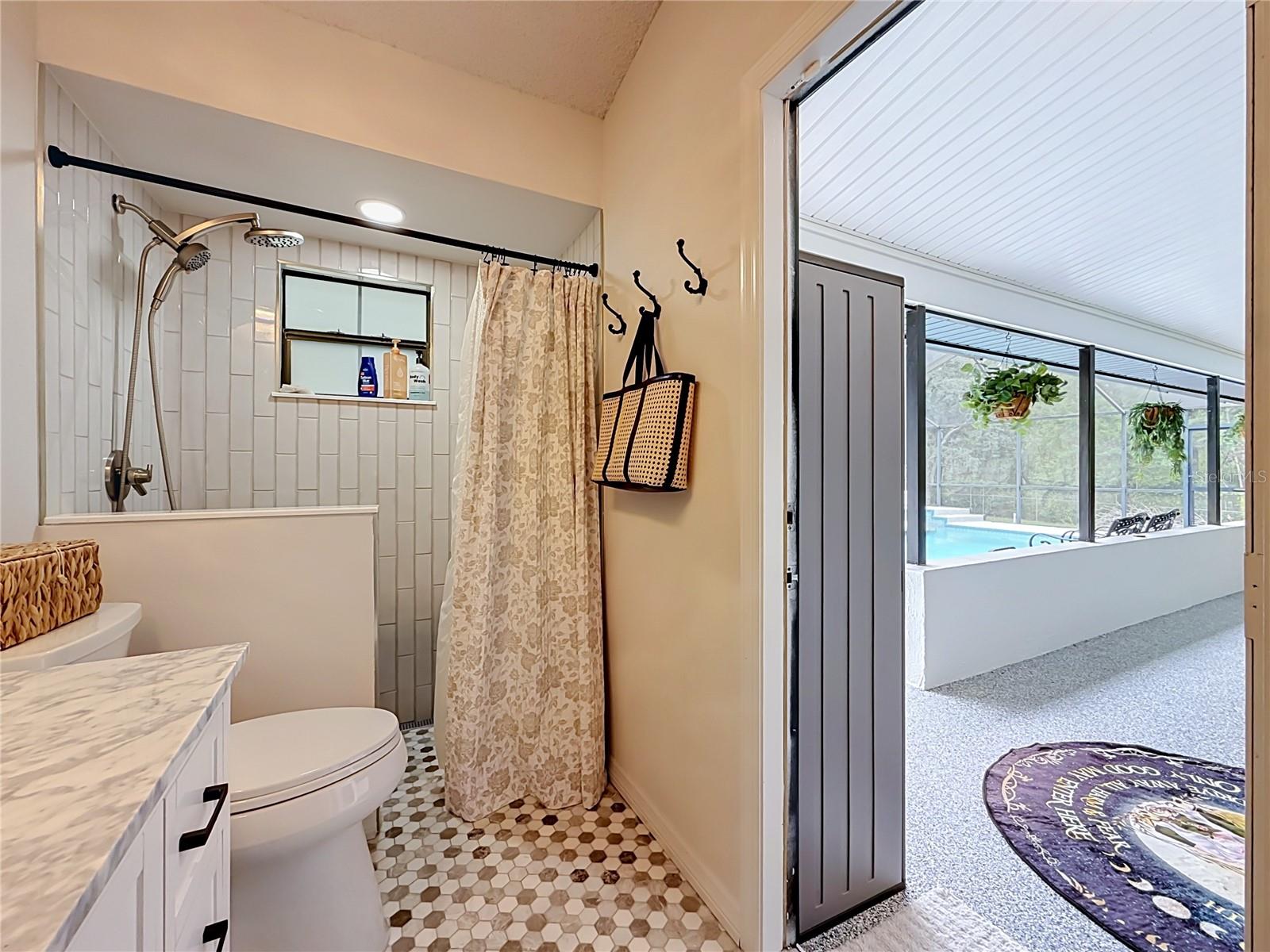 9238 TREE TOP LN — photo 34