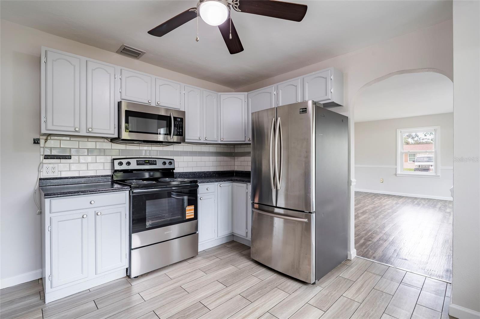 1700 TROTTER RD — photo 11