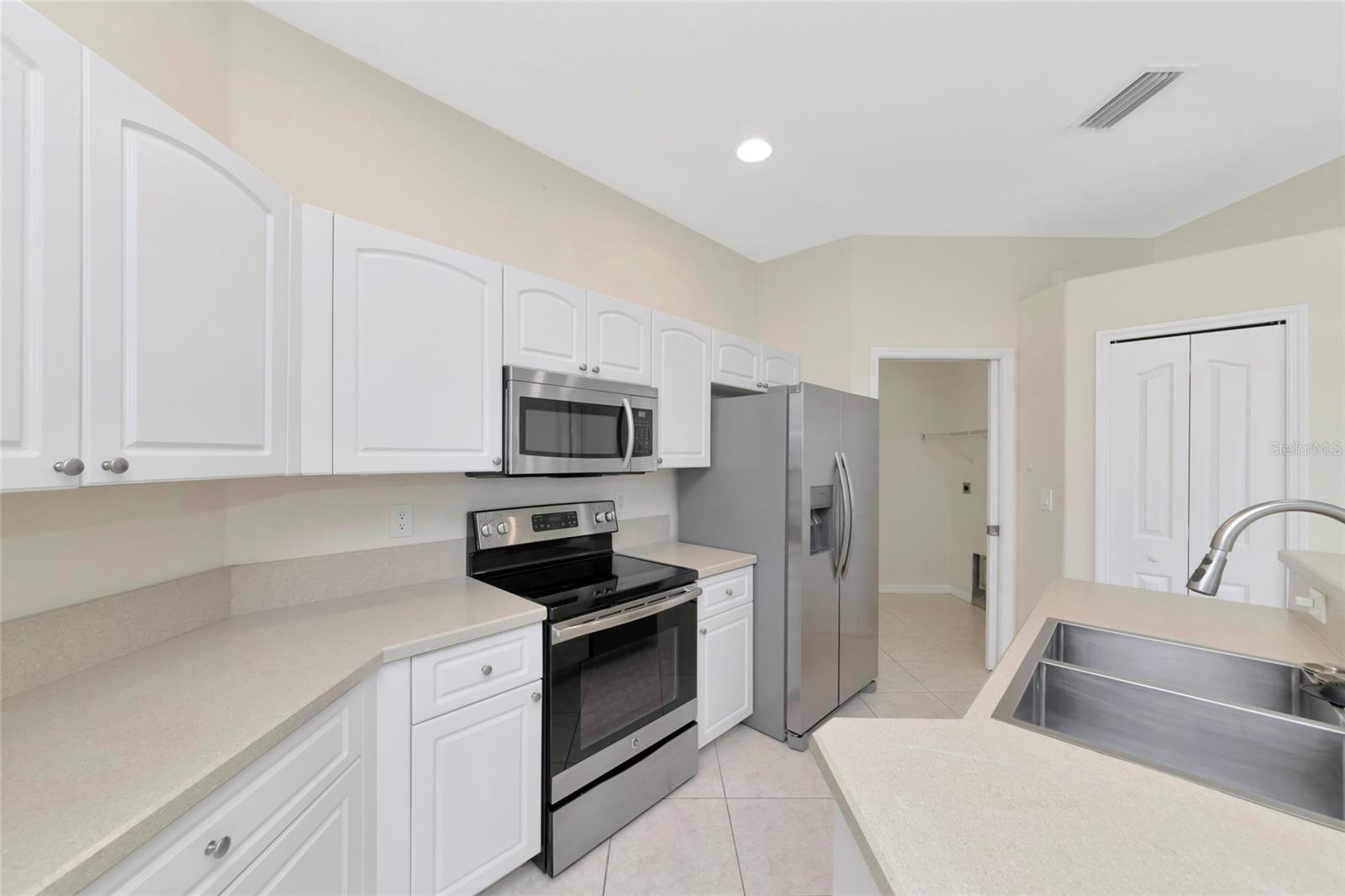 2771 REBEL LN — photo 14