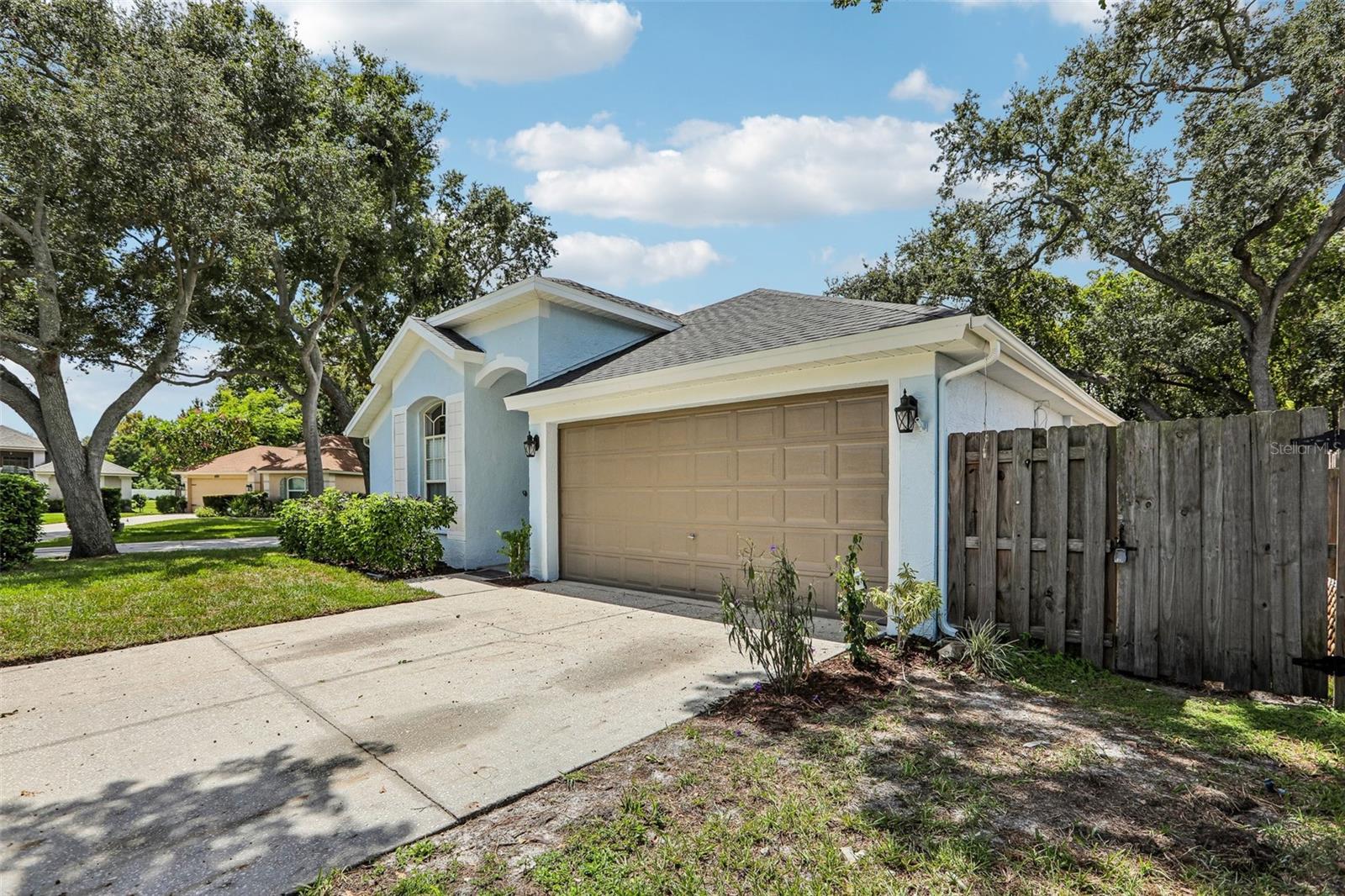 2455 HICKMAN CIR — photo 3