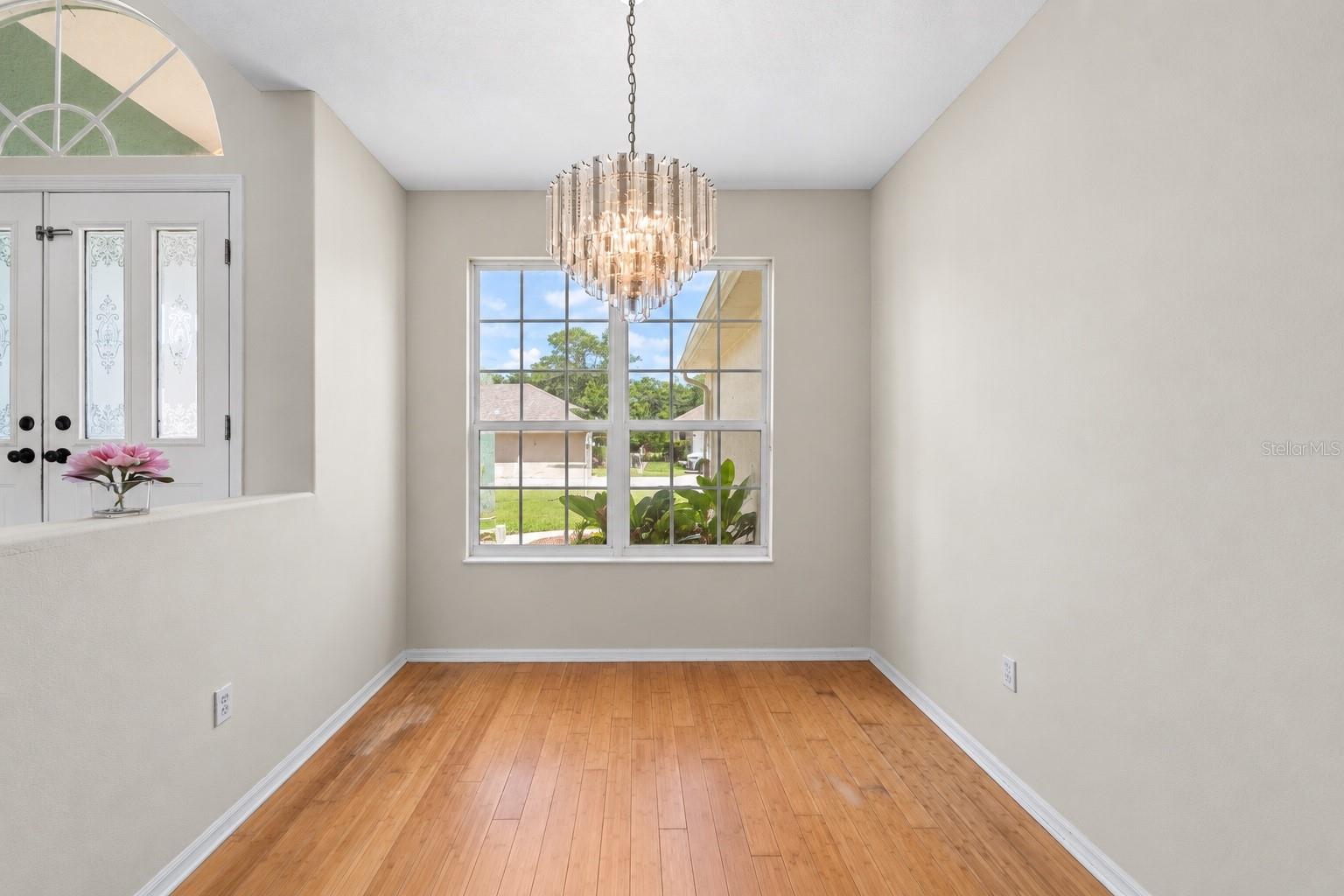 7040 FRASCATI LOOP — photo 9
