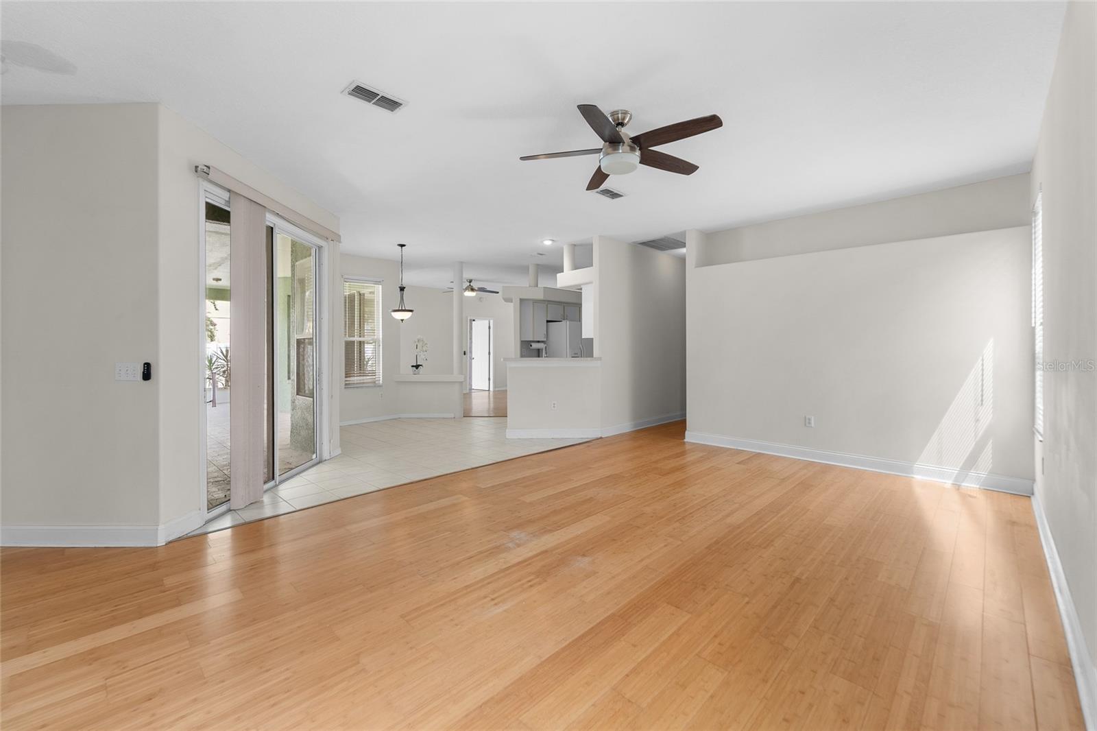 7040 FRASCATI LOOP — photo 20