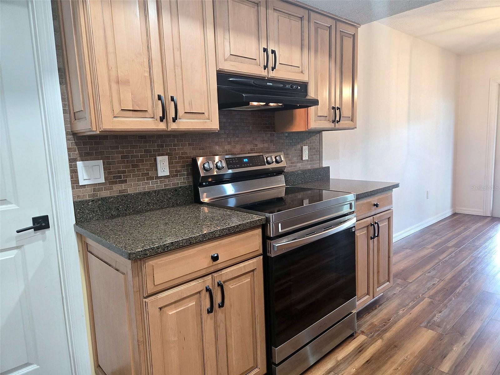 5054 SAN JOSE DR — photo 56