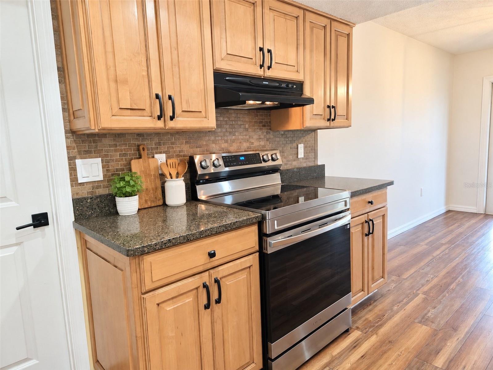 5054 SAN JOSE DR — photo 6
