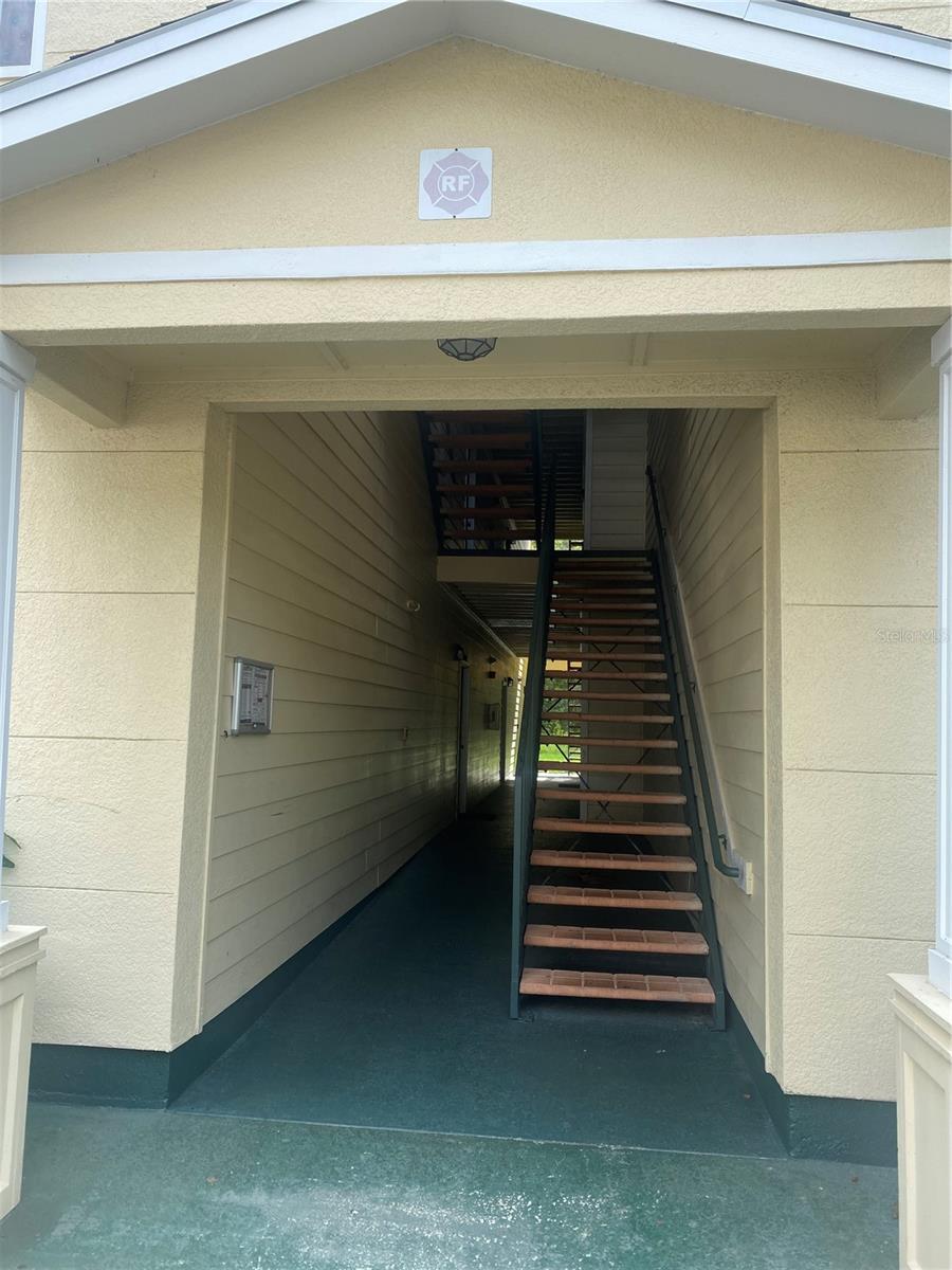 18123 STERLING GATE CIR #18123 — photo 4