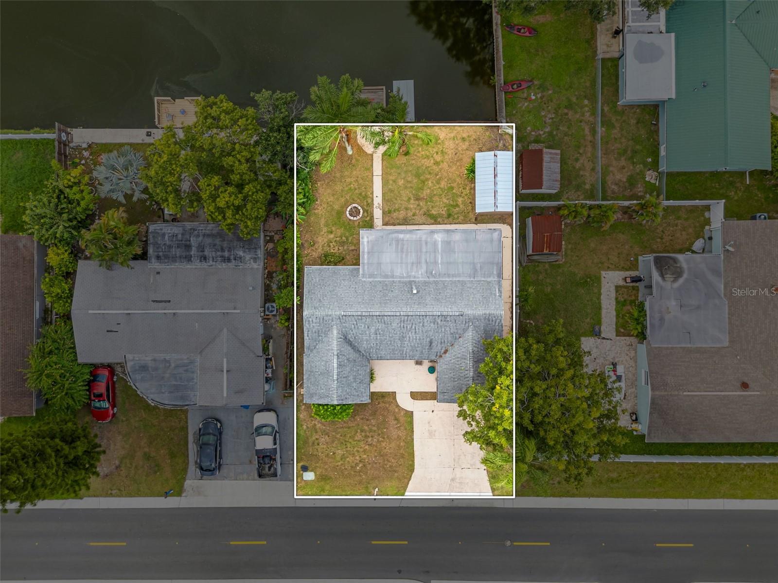 4036 SUNRAY DR — photo 40
