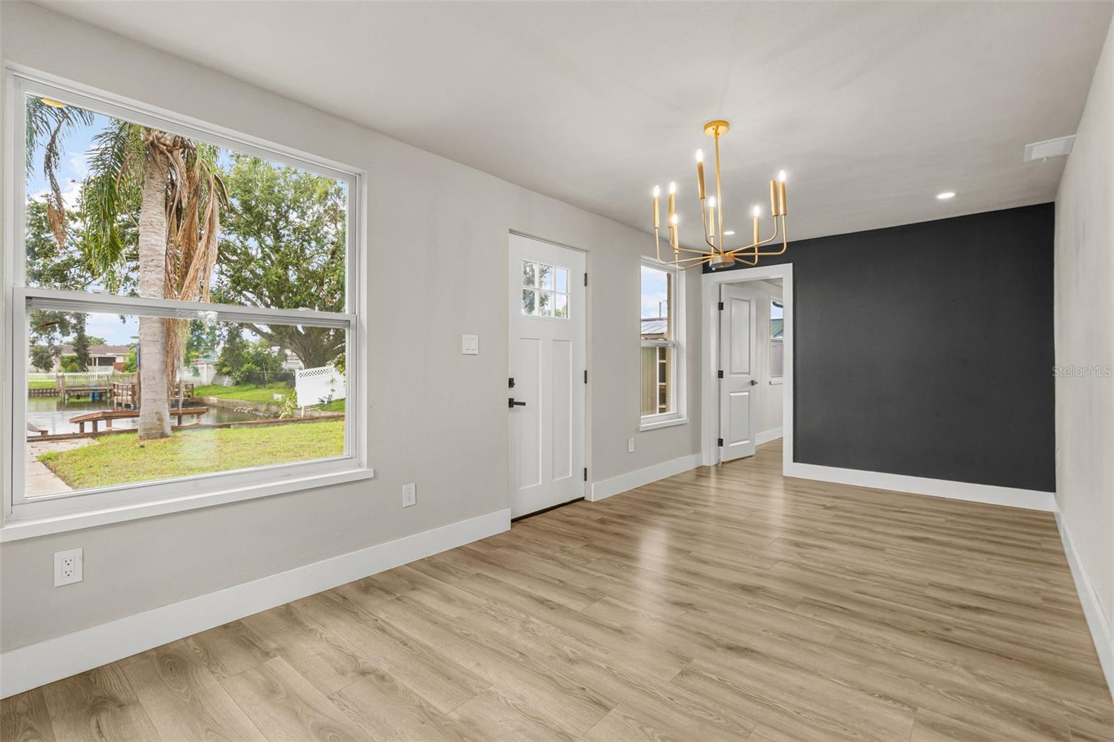 4036 SUNRAY DR — photo 21