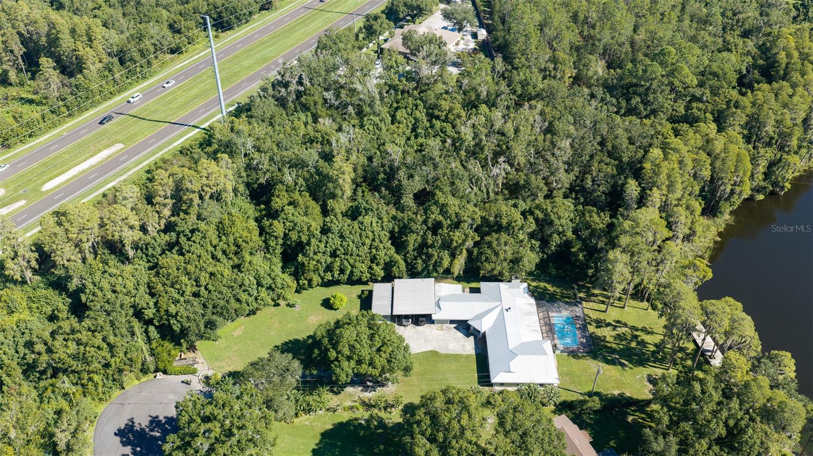 19115 MERRY LN — photo 14