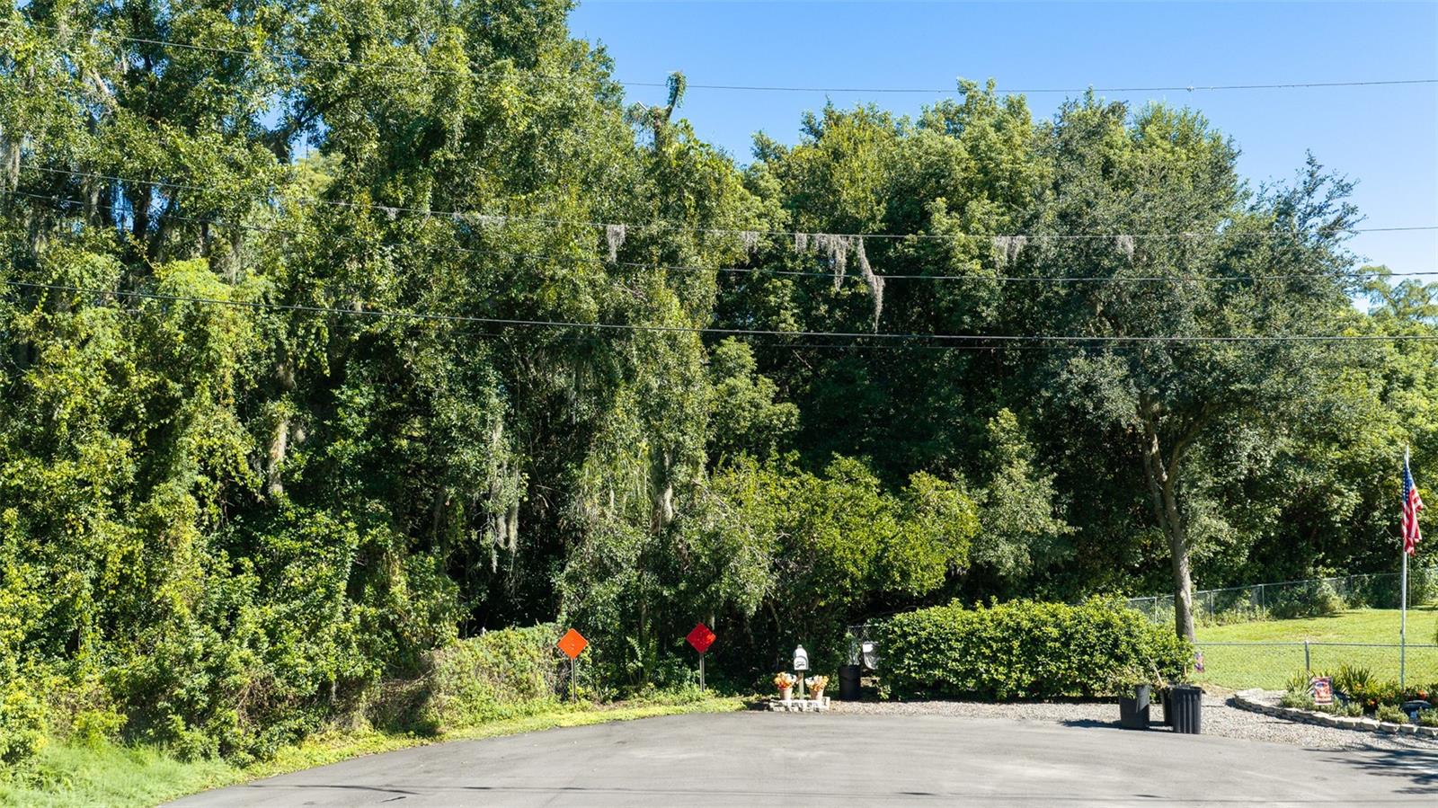 19115 MERRY LN — photo 13