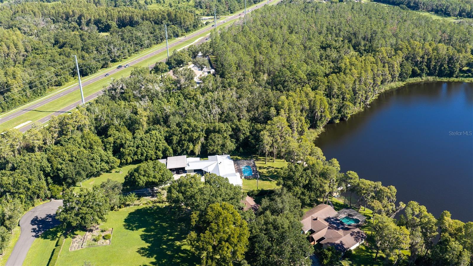 19115 MERRY LN — photo 5
